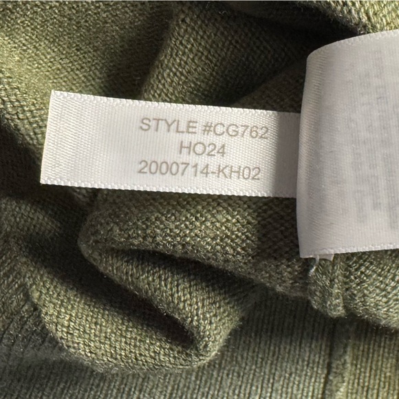 J. Crew Cropped Cotton blend Crew Neck Sweater Women’s size Small - Picture 6 of 8